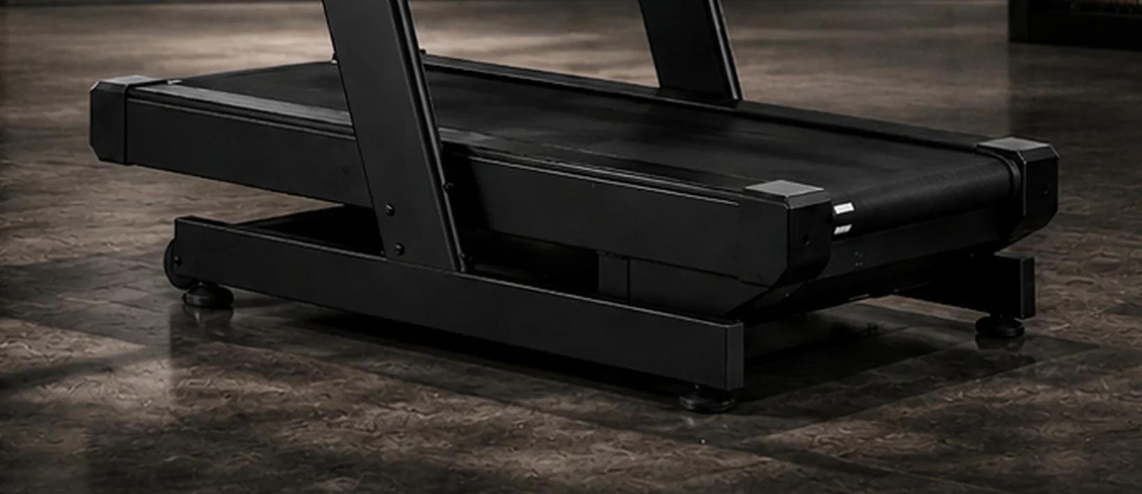 LT8 running deck and base · structural detail